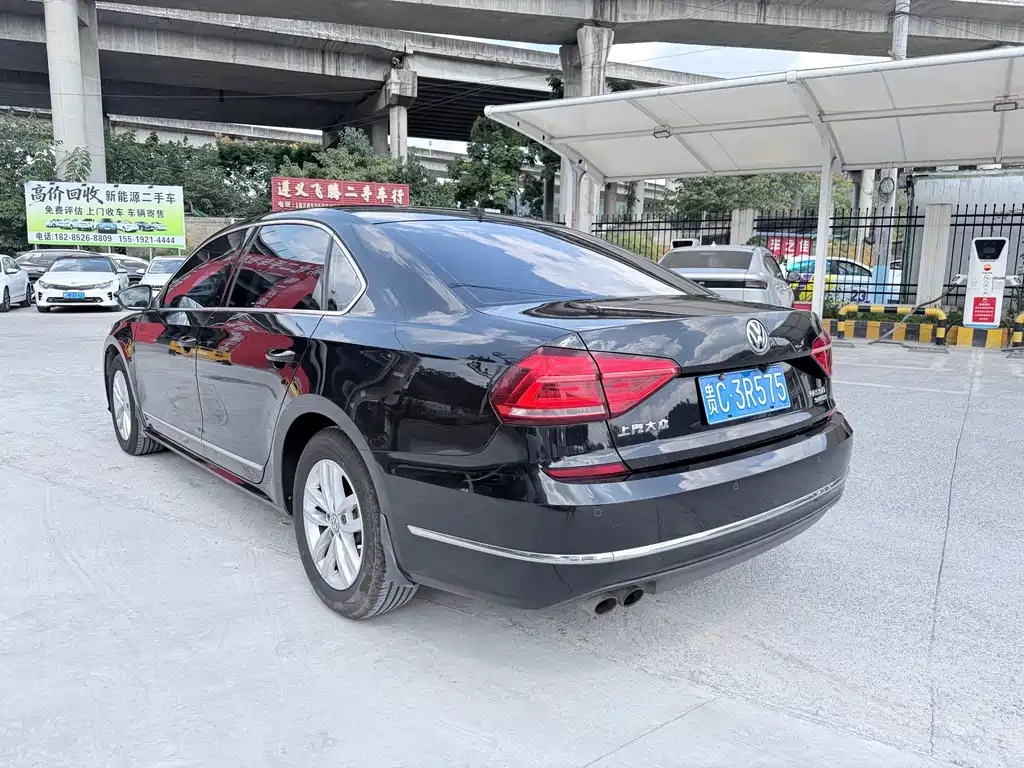Volkswagen Passat — миниатюра 7