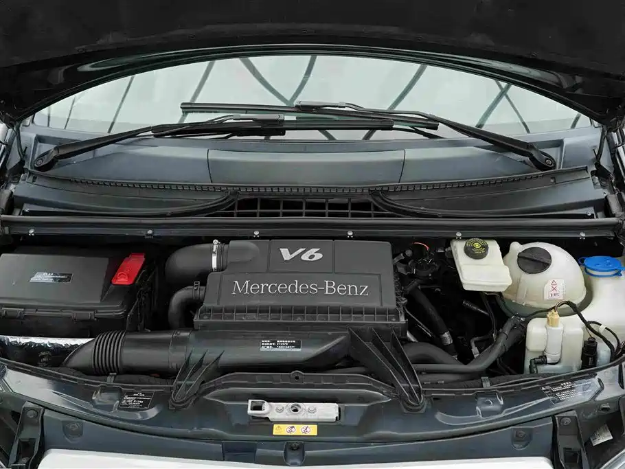 Mercedes-Benz Viano — миниатюра 39