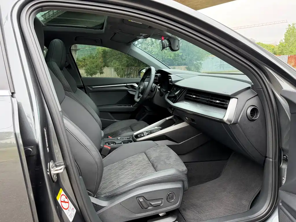 Audi A3 — миниатюра 12