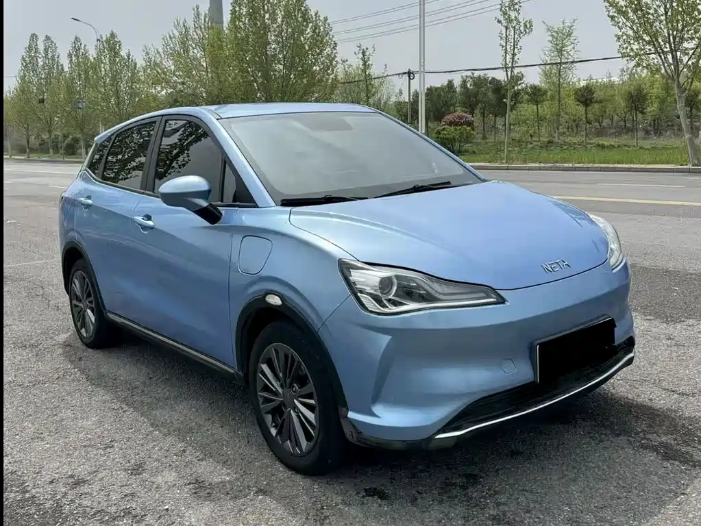 Neta V 2022 400