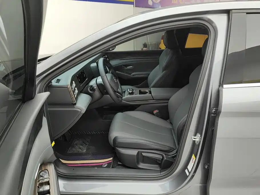 BYD Qin L — миниатюра 9