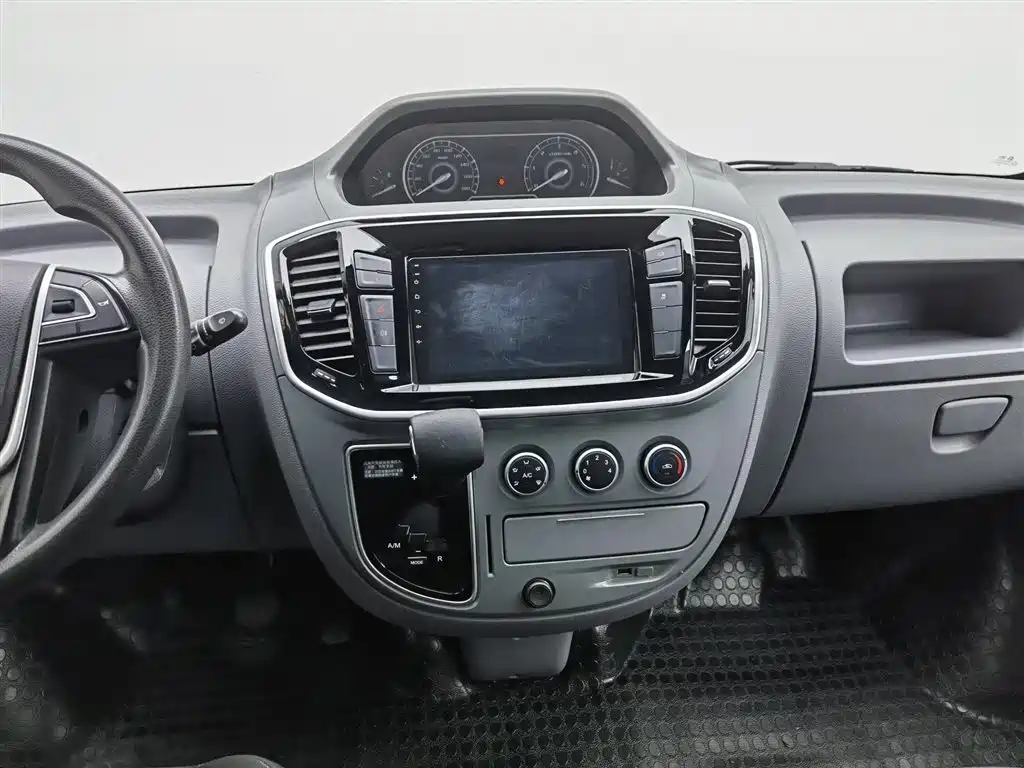 SAIC MAXUS XINTU V80