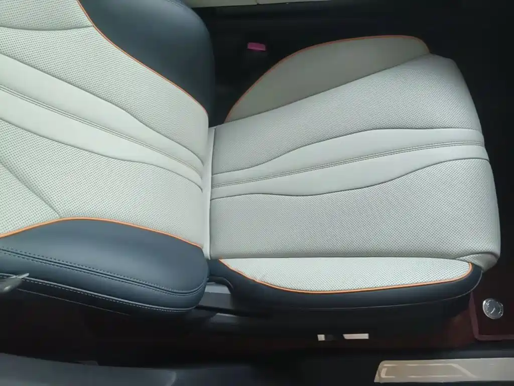 BYD PLUS New Energy — миниатюра 25