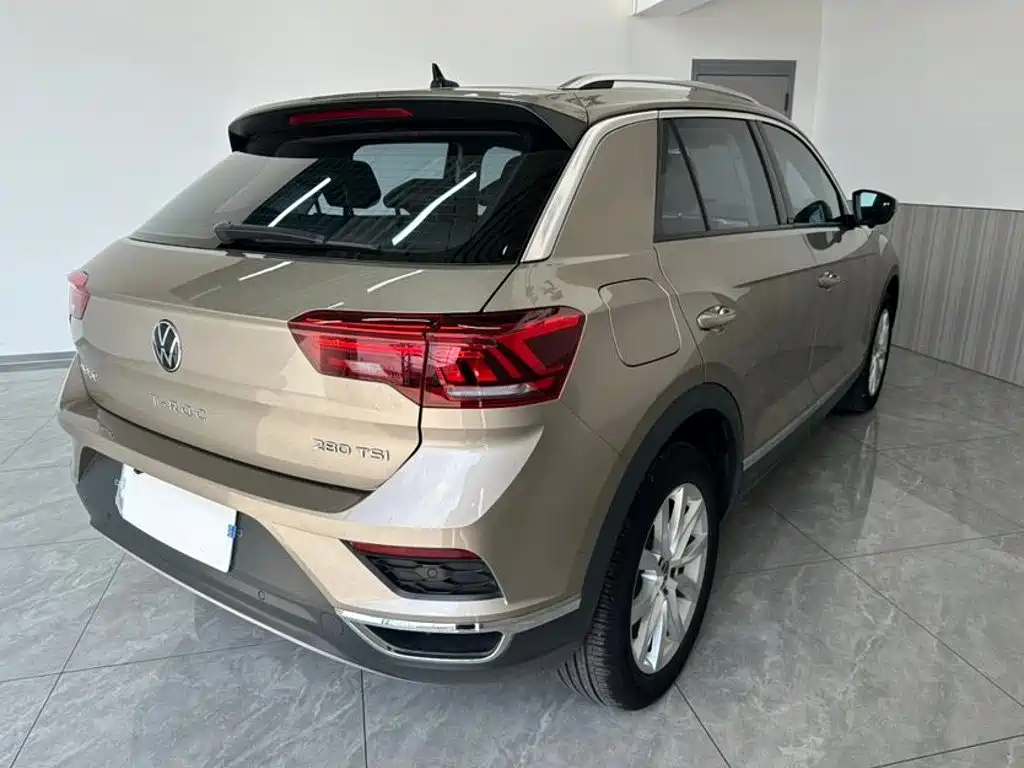 Volkswagen T-Roc — миниатюра 4