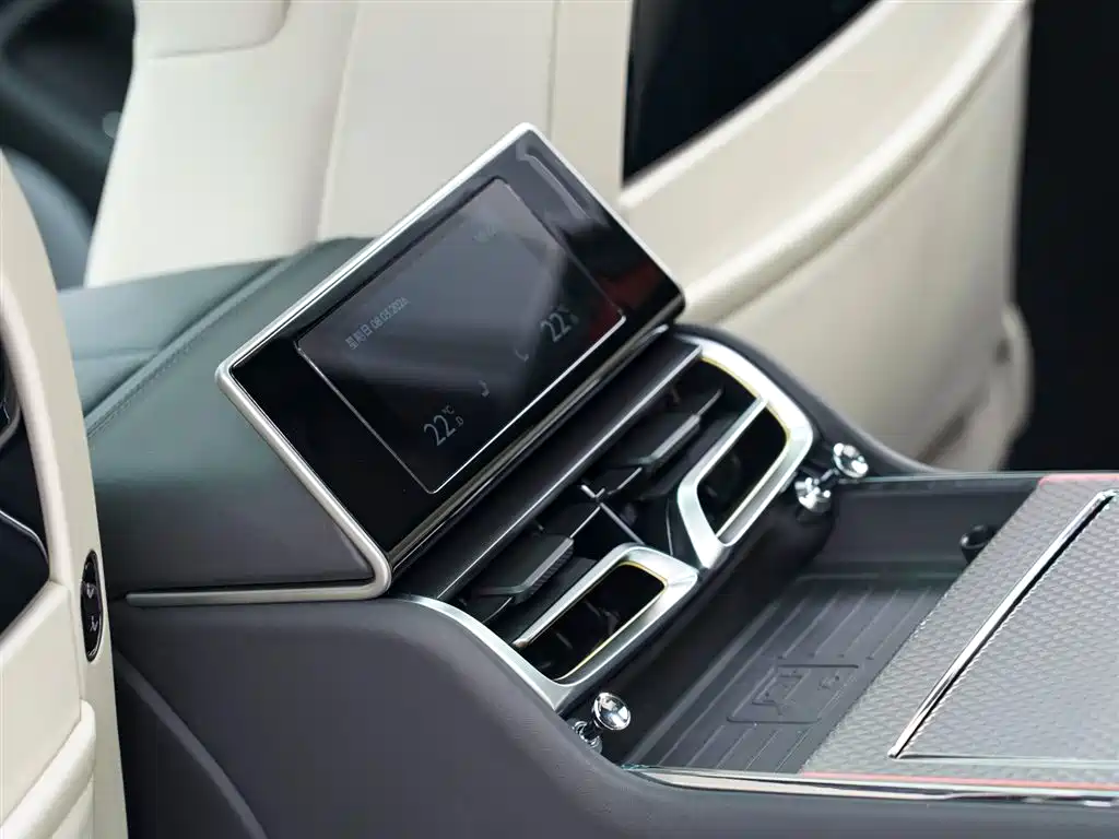 BENTLEY FLYING SPUR PLUG IN HYBRID