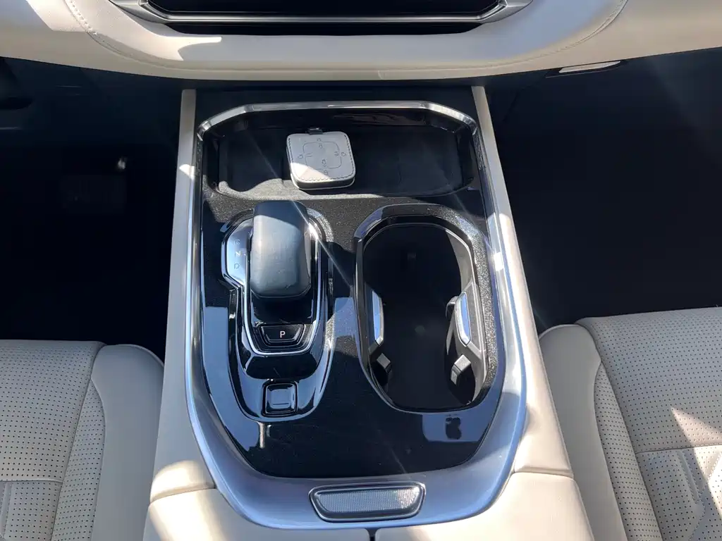 ZEEKR EXTREME KRYPTON 009