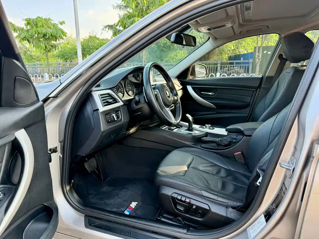 BMW 3 Series — миниатюра 4
