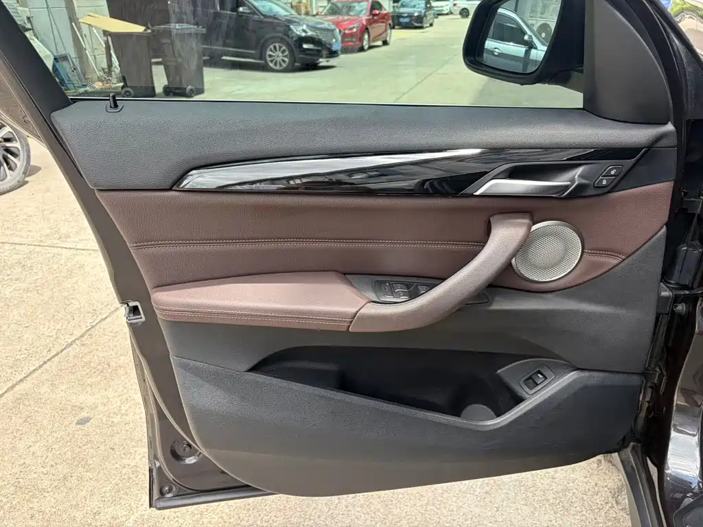 BMW X1 — миниатюра 18