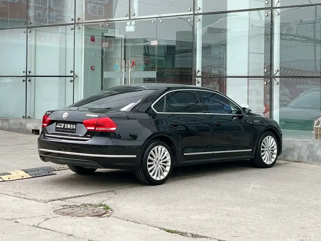 Volkswagen Passat — миниатюра 4