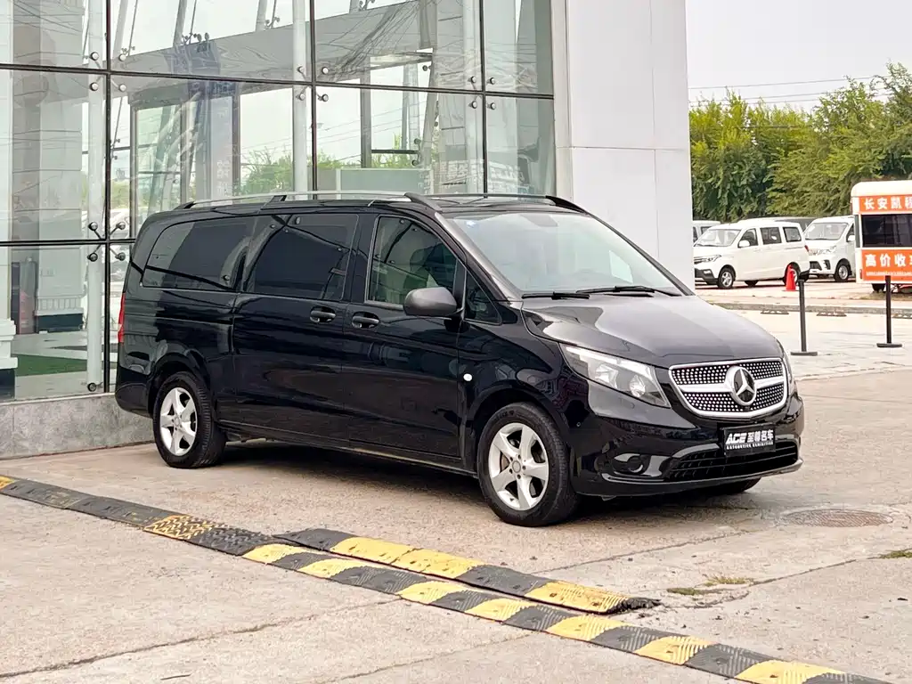 Mercedes-Benz Vito — миниатюра 3