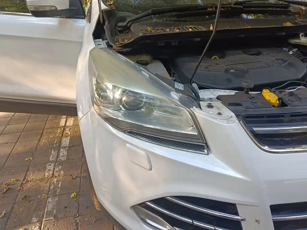 Ford Kuga — миниатюра 7