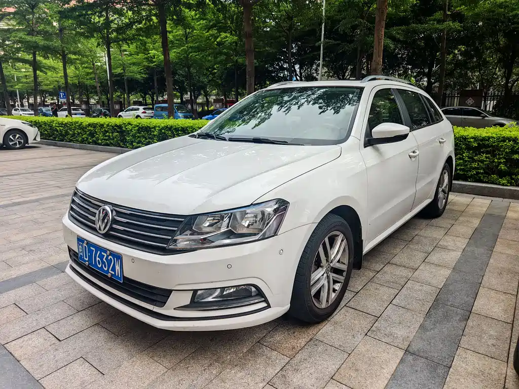 Volkswagen Gran Lavida 2016