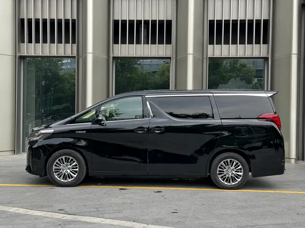 Toyota Alphard 2019 2.5L Luxury