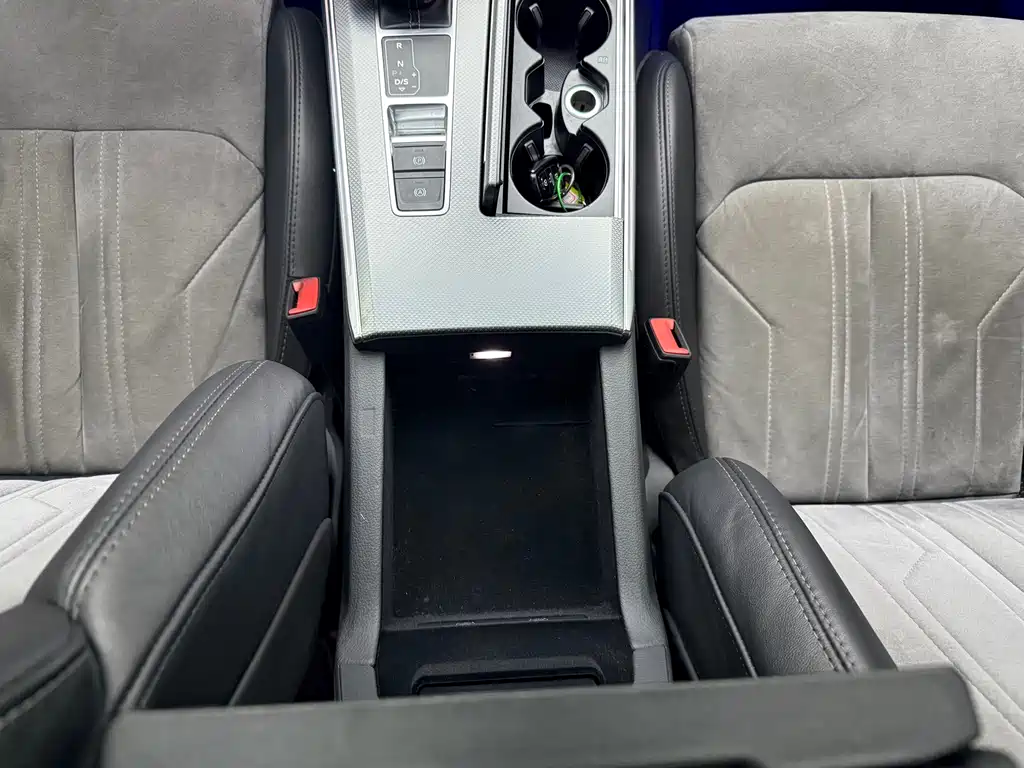 Audi A6L — миниатюра 13
