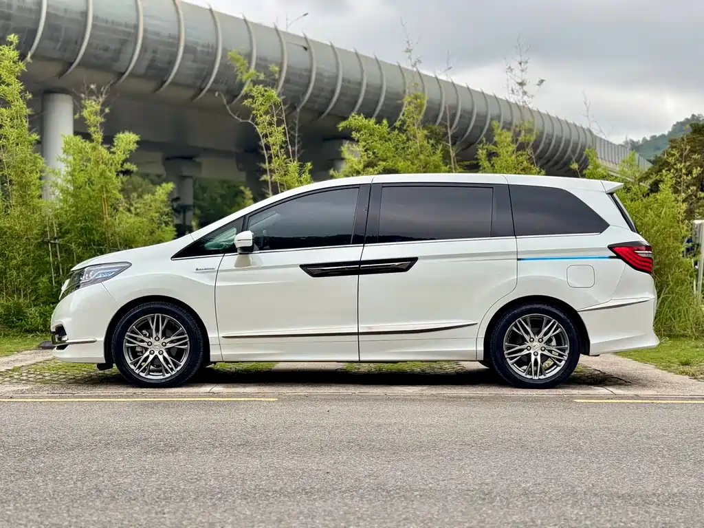 Honda Elysion 2019 2.0L Luxury