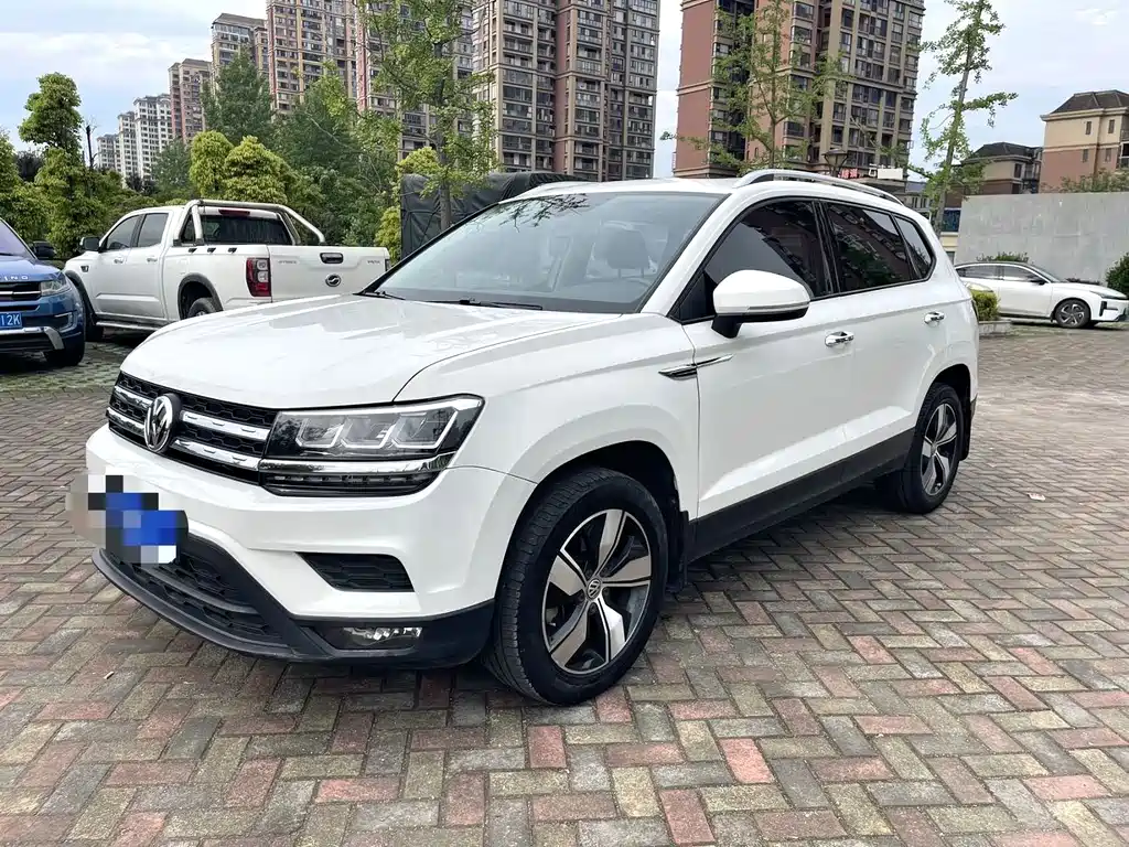Volkswagen Tharu 2020