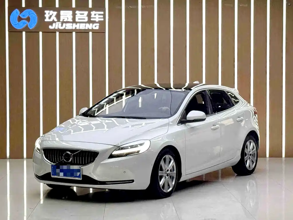 Volvo V40 2017