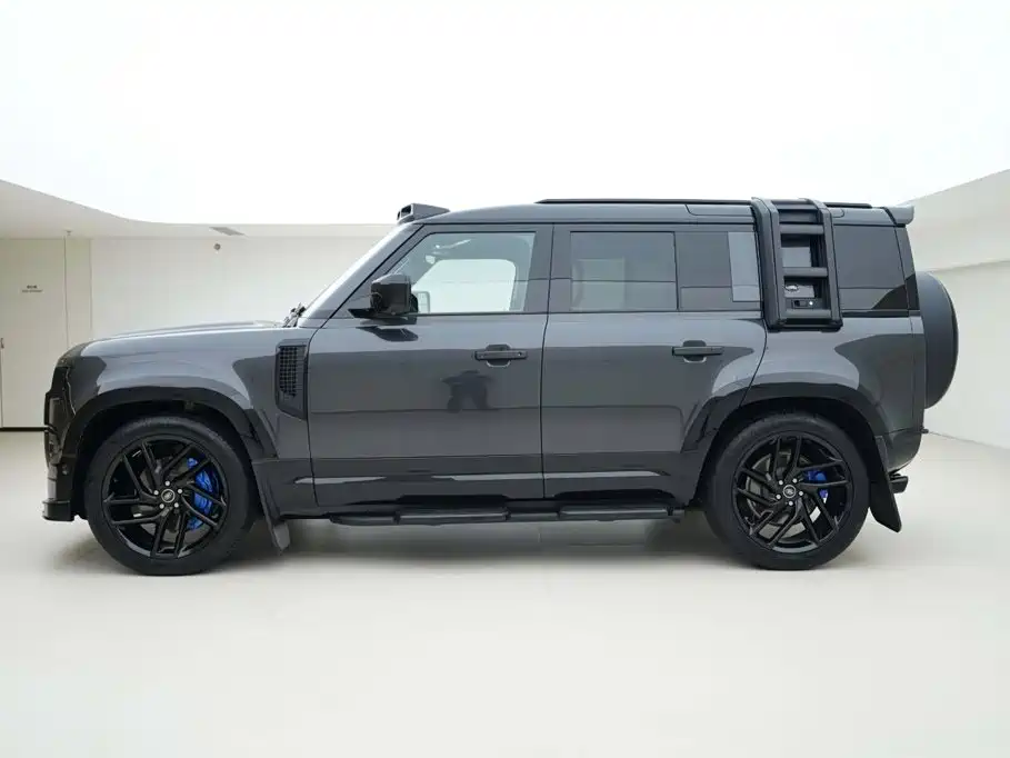 Land Rover Defender — миниатюра 3