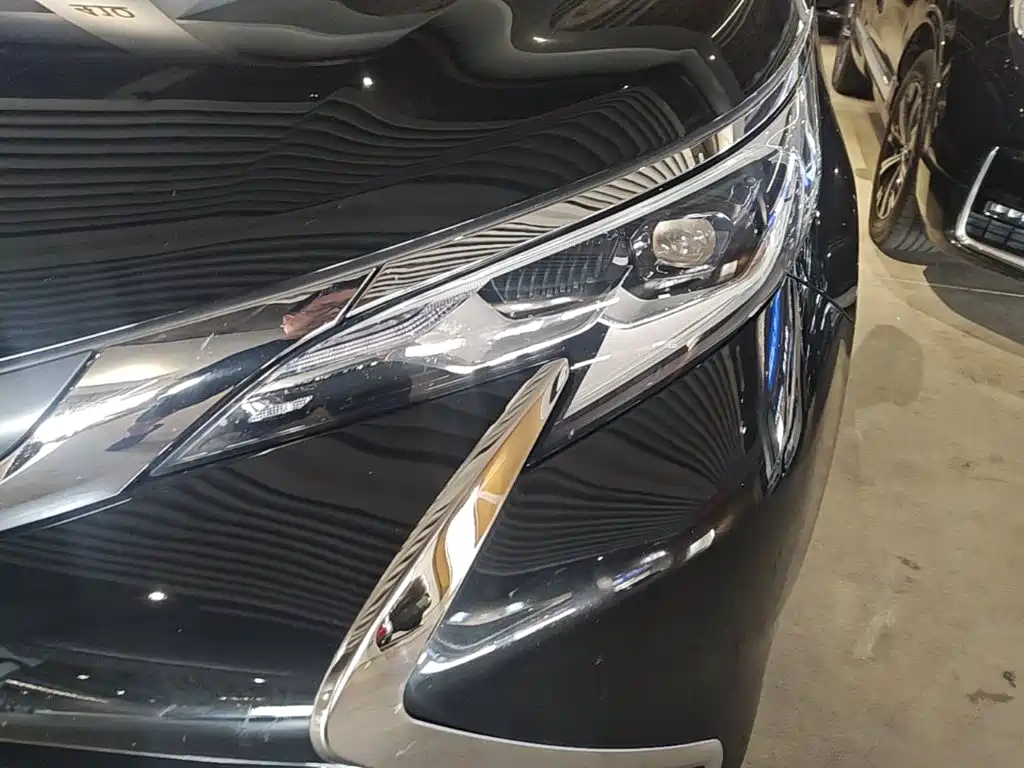 Toyota Sienna — миниатюра 24