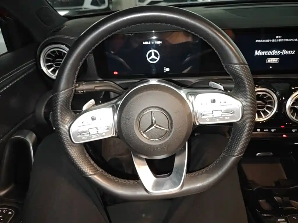 Mercedes-Benz A-Class — миниатюра 11