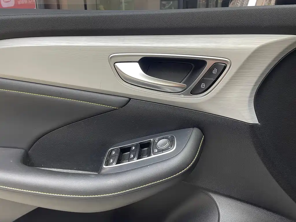 Roewe i6 MAX — миниатюра 19