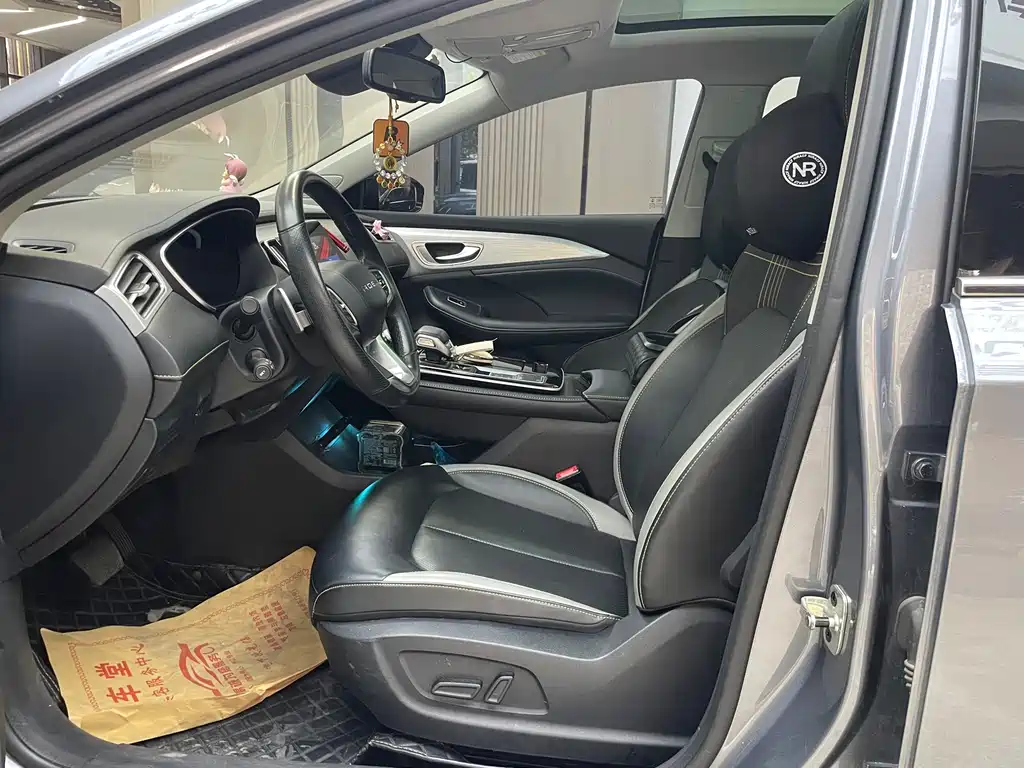 Roewe i6 MAX — миниатюра 9