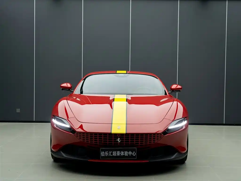 FERRARI ROMA