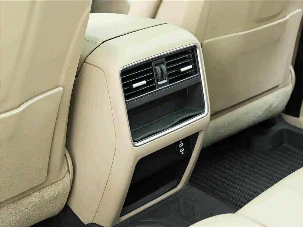 Porsche Cayenne Hybrid — миниатюра 20