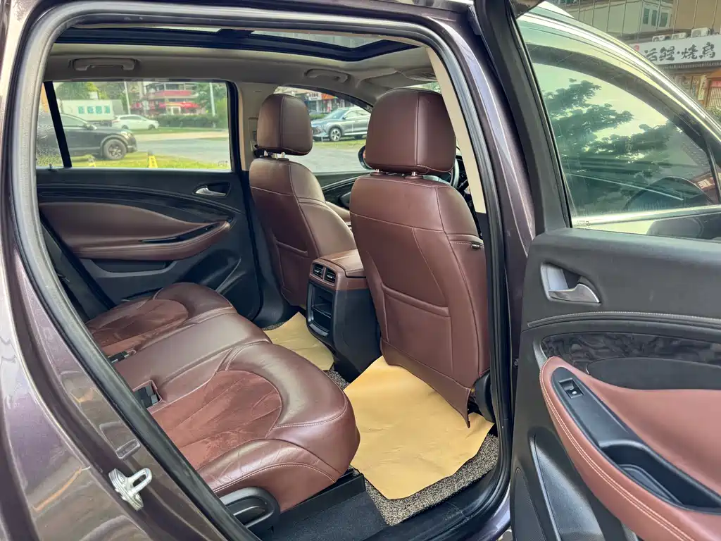 Buick Envision Plus — фотографии объявления, Фото 13