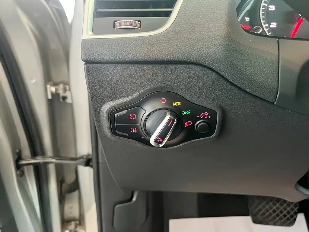Audi Q5 — миниатюра 4