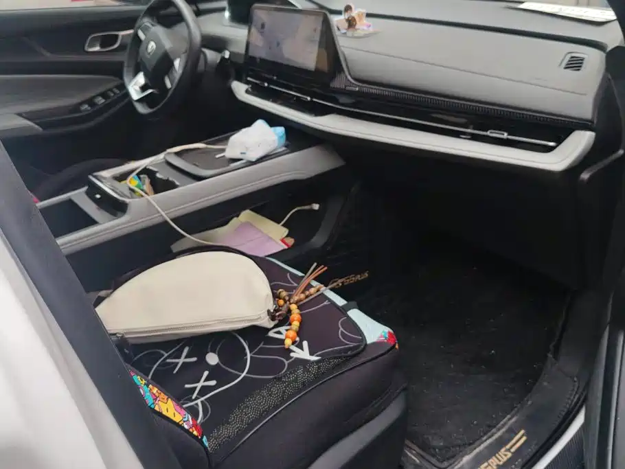 Changan CS55PLUS PHEV — миниатюра 8