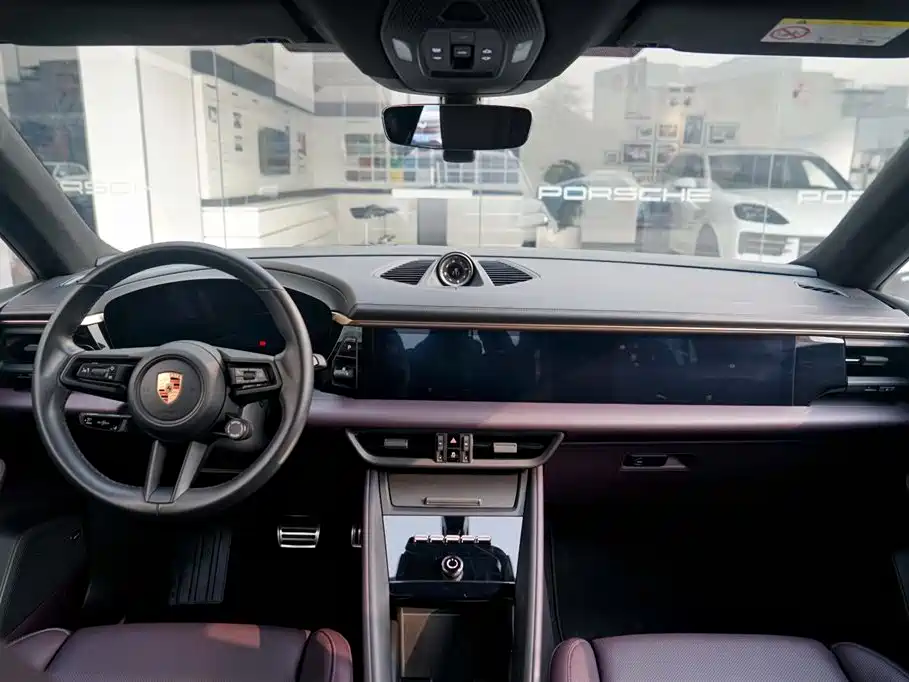 PORSCHE MACAN NEW ENERGY