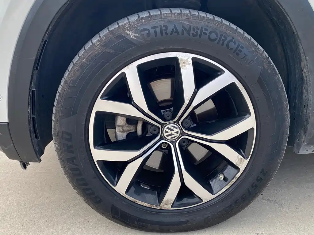Volkswagen Teramont — миниатюра 7