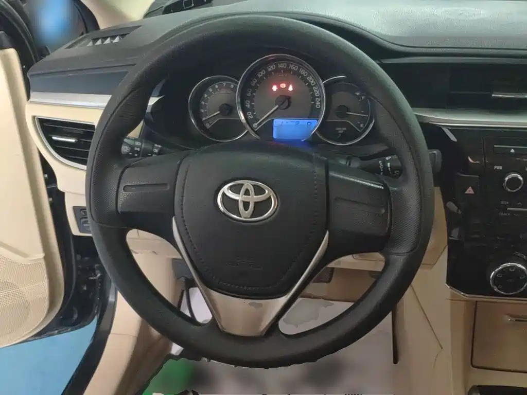 Toyota Corolla — миниатюра 11