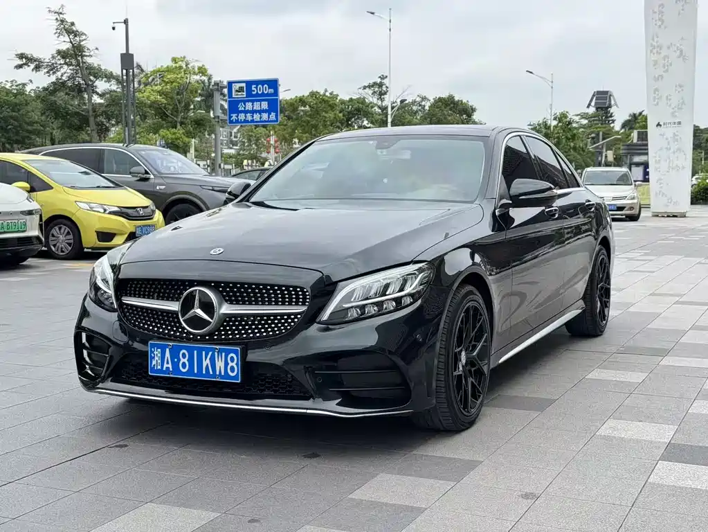 Mercedes-Benz C-Class 2020