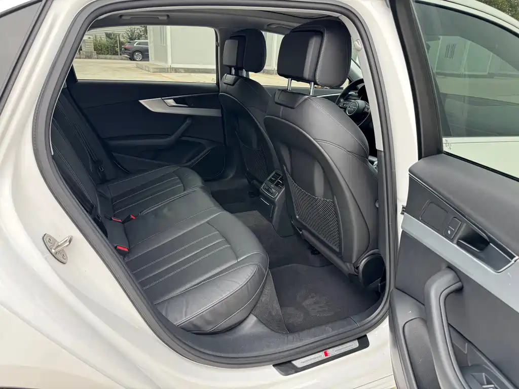 Audi A4L — миниатюра 18