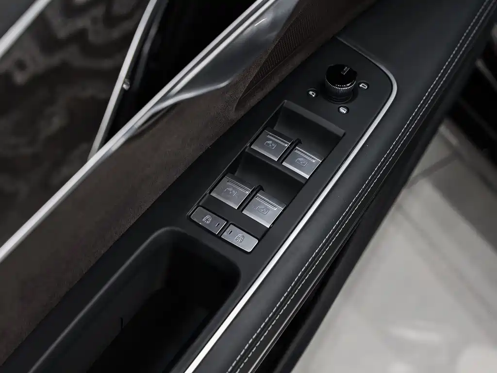Audi A8 — фотографии объявления, Фото 24