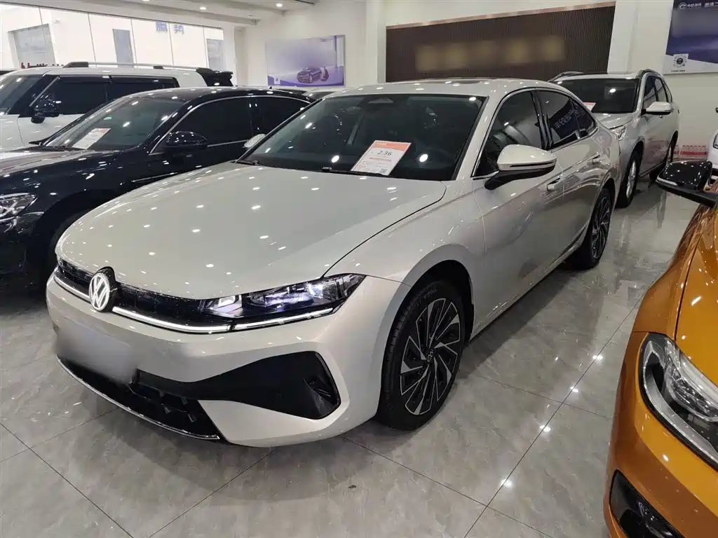 Volkswagen Sagitar 2025