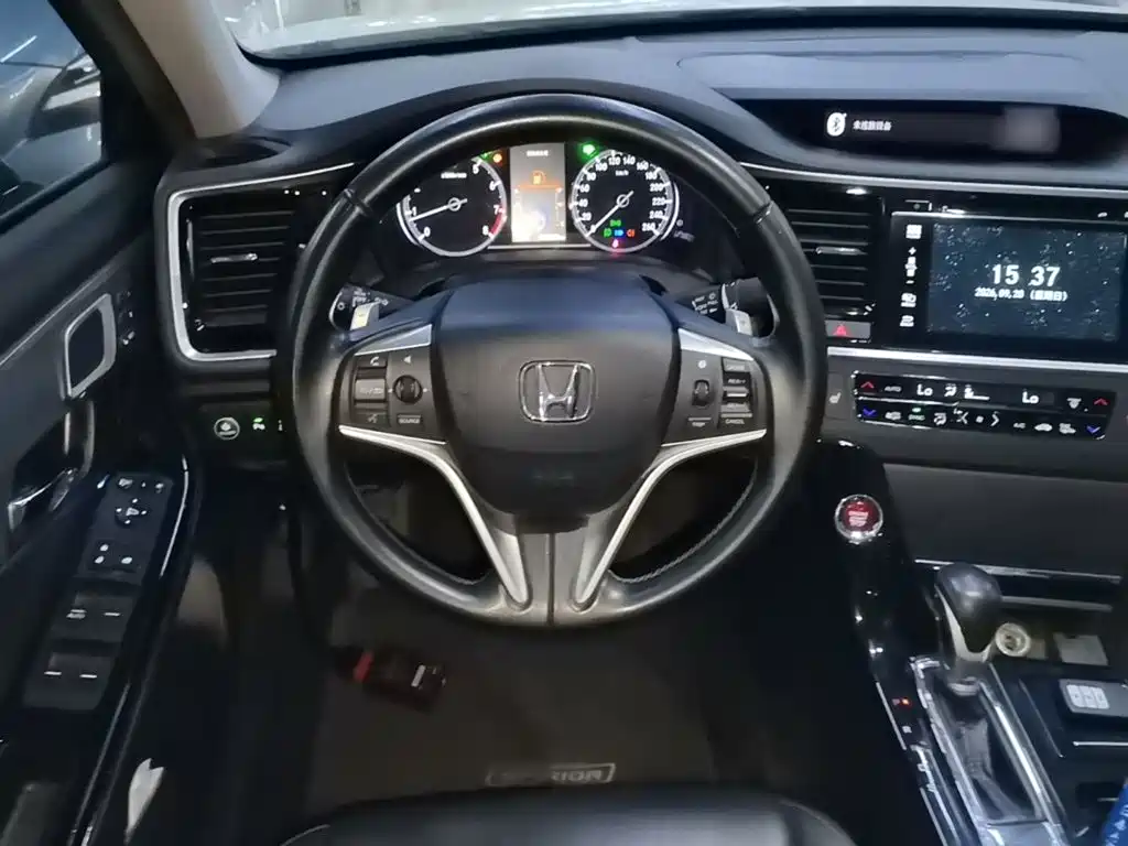Honda Spirior — миниатюра 11