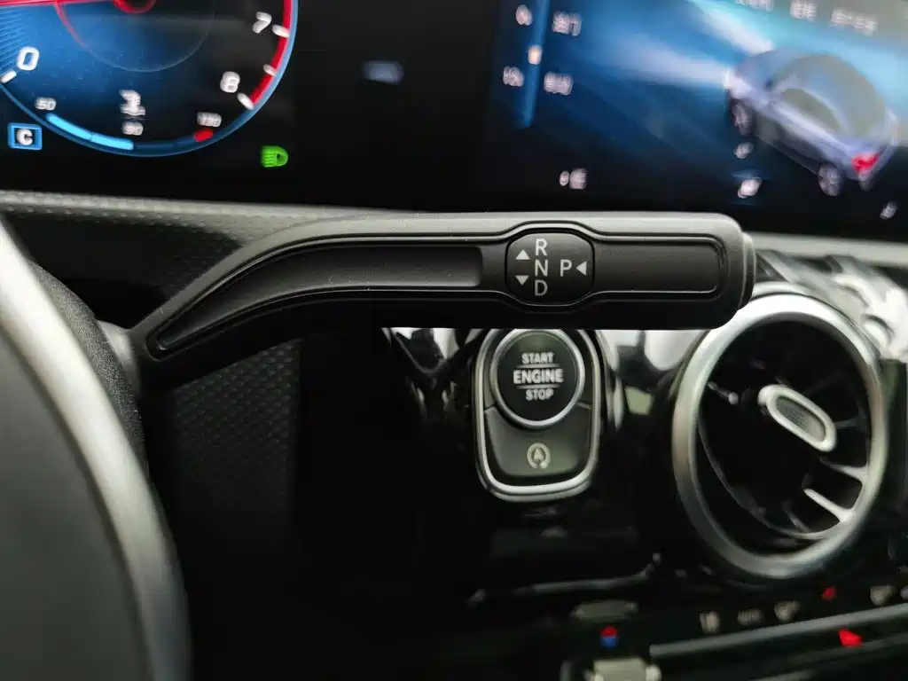 Mercedes-Benz A-Class — миниатюра 13
