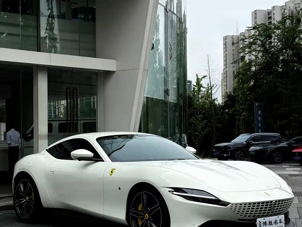 Ferrari Roma — миниатюра 3