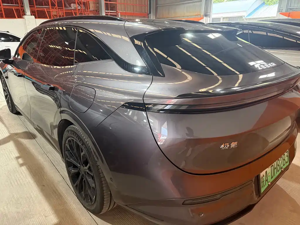 Zeekr 007GT — миниатюра 7