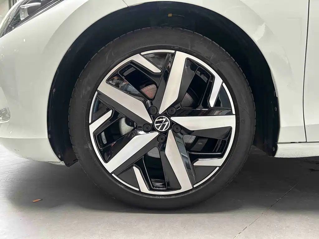 Volkswagen Lamando — миниатюра 3