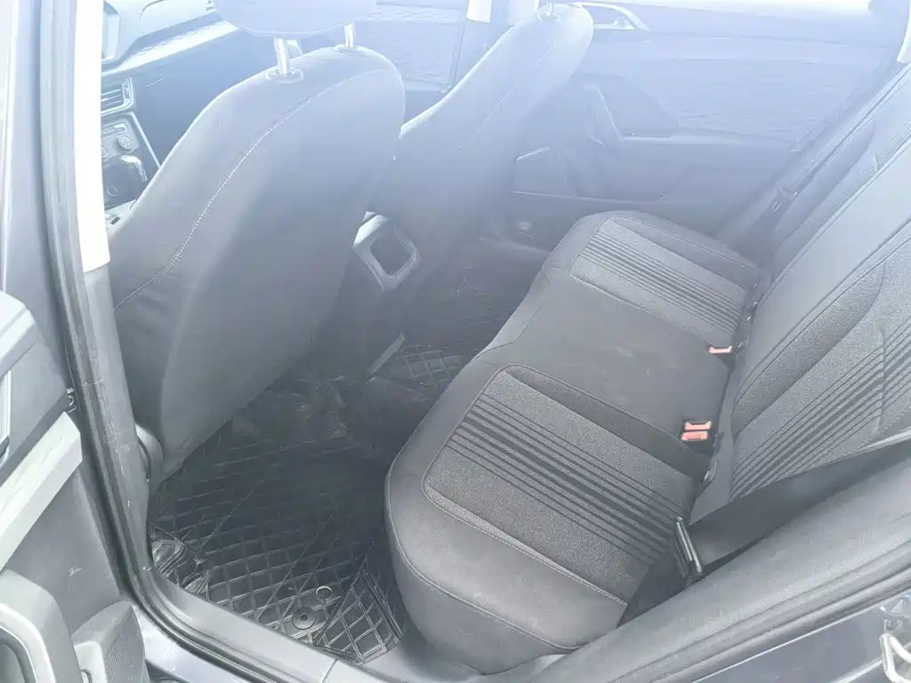 Volkswagen Tharu — миниатюра 22