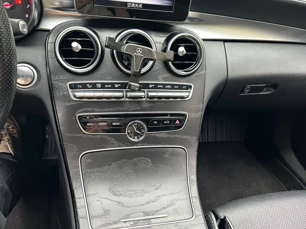 Mercedes-Benz C-Class — миниатюра 18