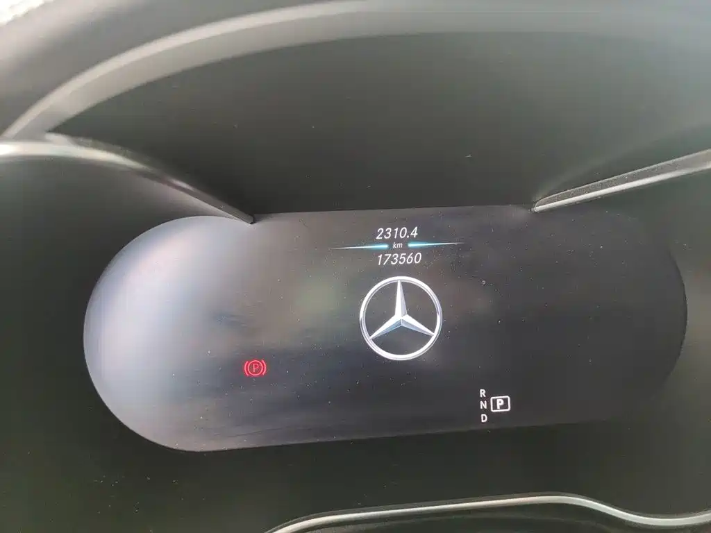 Mercedes-Benz C-Class — миниатюра 5
