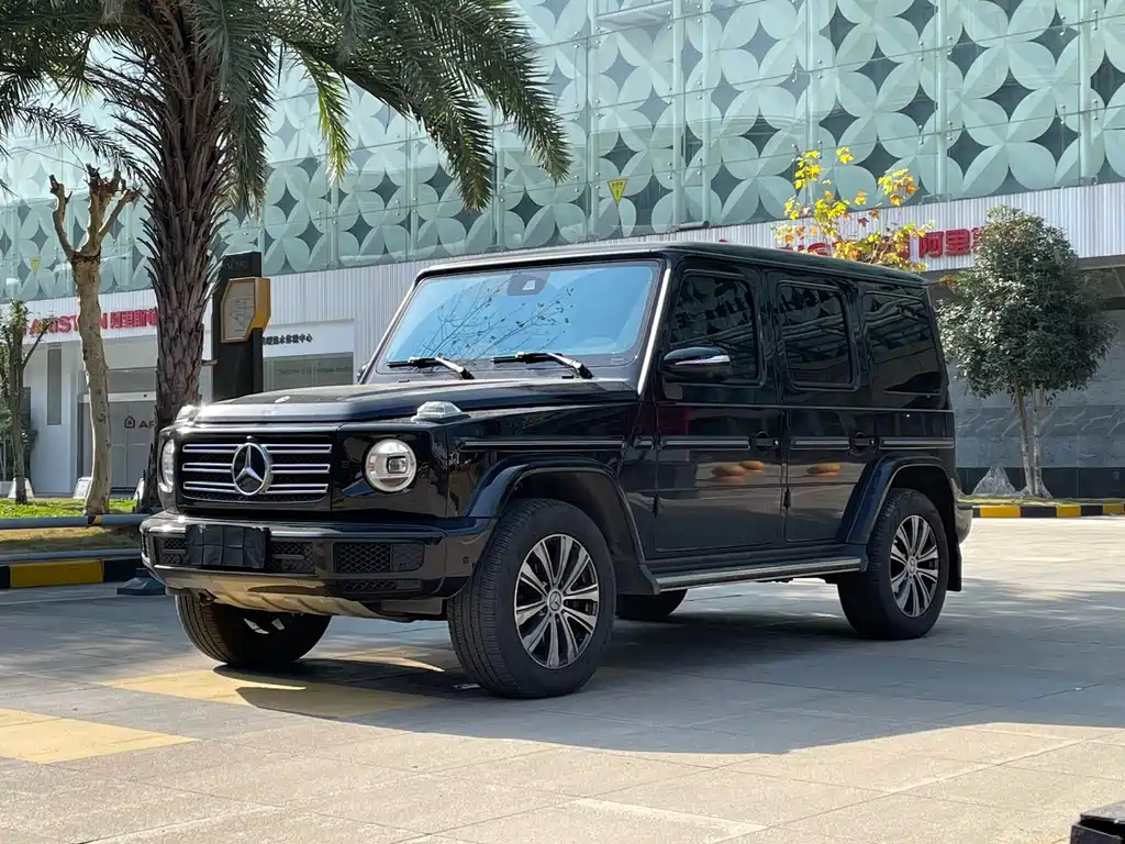 Mercedes-Benz G-Class 2023