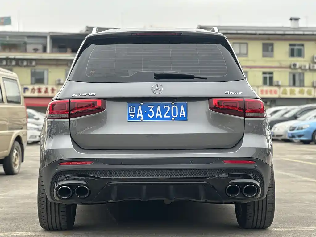 MERCEDES-BENZ GLB
