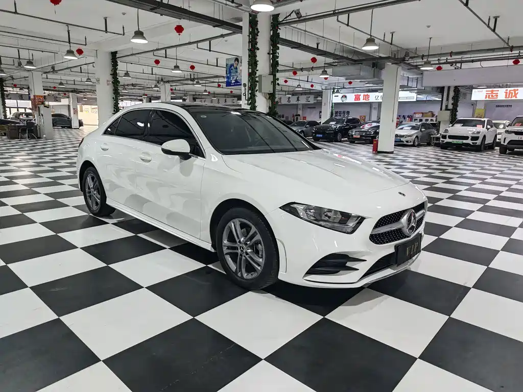 Mercedes-Benz A-Class — миниатюра 3