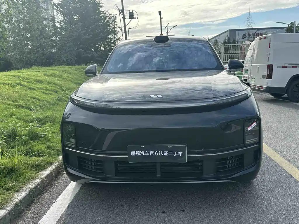 Li Auto Li L9 — миниатюра 2